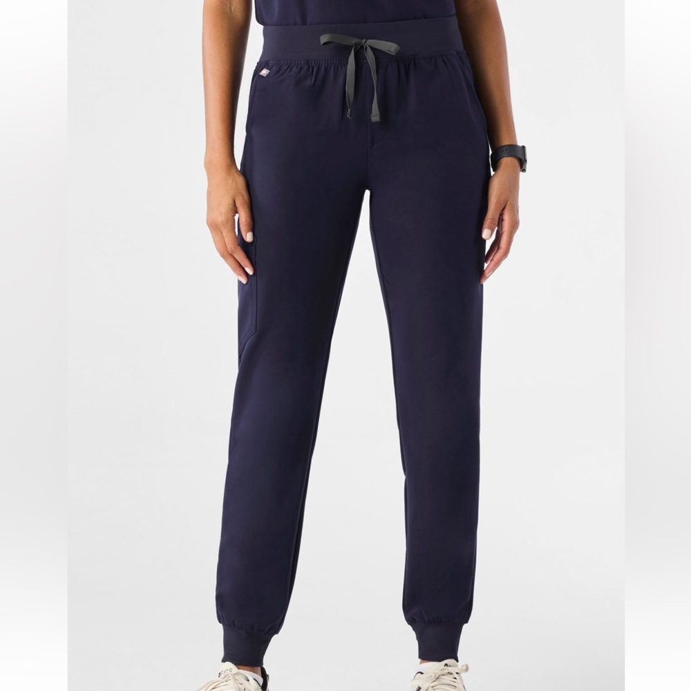 Figs Women’s Zamora Jogger Scrub Pant Navy